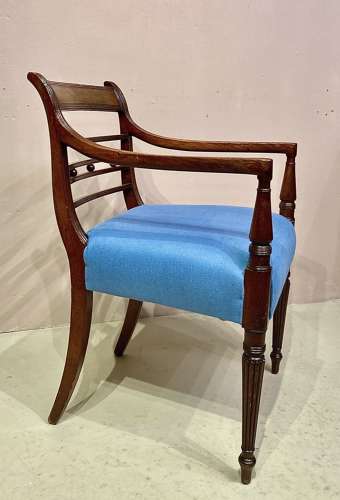 Set of 8(6+2) Georgian mahogany dining chairs.