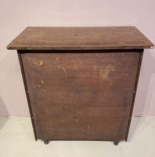 Small Irish Georgian mahogany side cabinet.