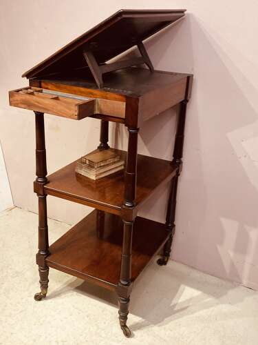 Georgian mahogany whatnot, possibly Gillows.