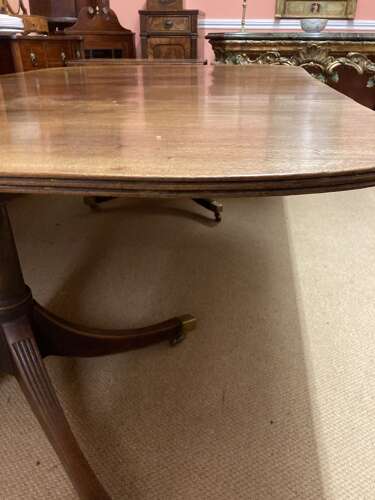 Georgian mahogany twin pedestal dining table.