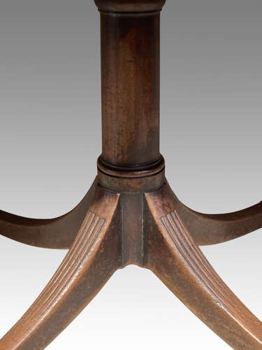 Georgian mahogany twin pedestal dining table.