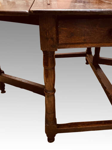 Queen Anne oak gateleg dining table.