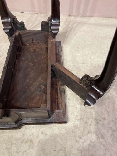 Irish mahogany cabriole leg tea table.