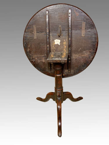 18th century Welsh oak tripod table.