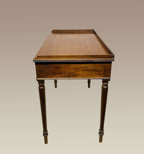 Georgian mahogany writing table.