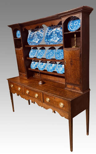 Georgian Shropshire oak dresser and shelves.